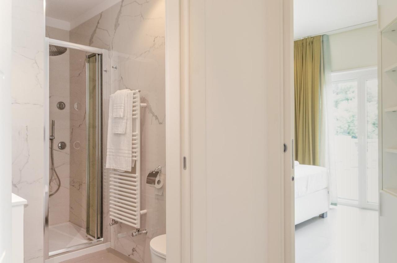 Apulialux Seaview Prestige Apt / Jacuzzi + Parking Apartment Polignano a Mare Exterior photo